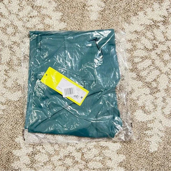 All In Motion Women's Sculpted Jade Sleek Run Quick Dry Raw Hem Leggings NWT - Picture 6 of 7